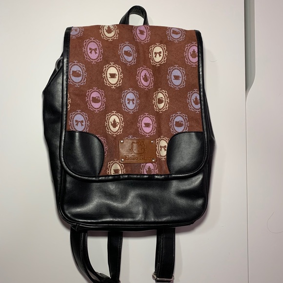 Leather, Hello Kitty Backpack 
 ⠀⠀⠀⠀⠀⠀⠀⠀⠀⠀⠀⠀ - Picture 1 of 3